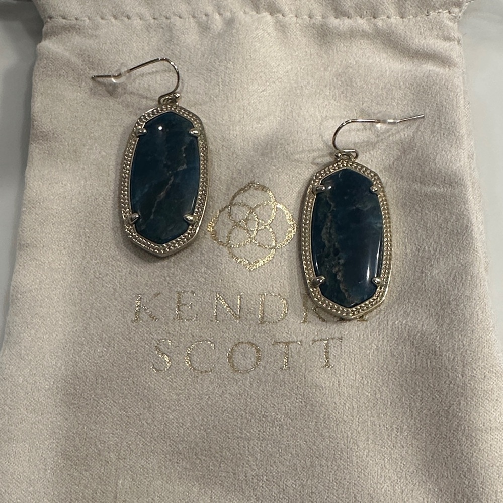 Kendra Scott Gold Elle Drop Earrings
